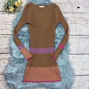 Demylee New York Wool Ribbed Camel Colorblock Tunic Sweater